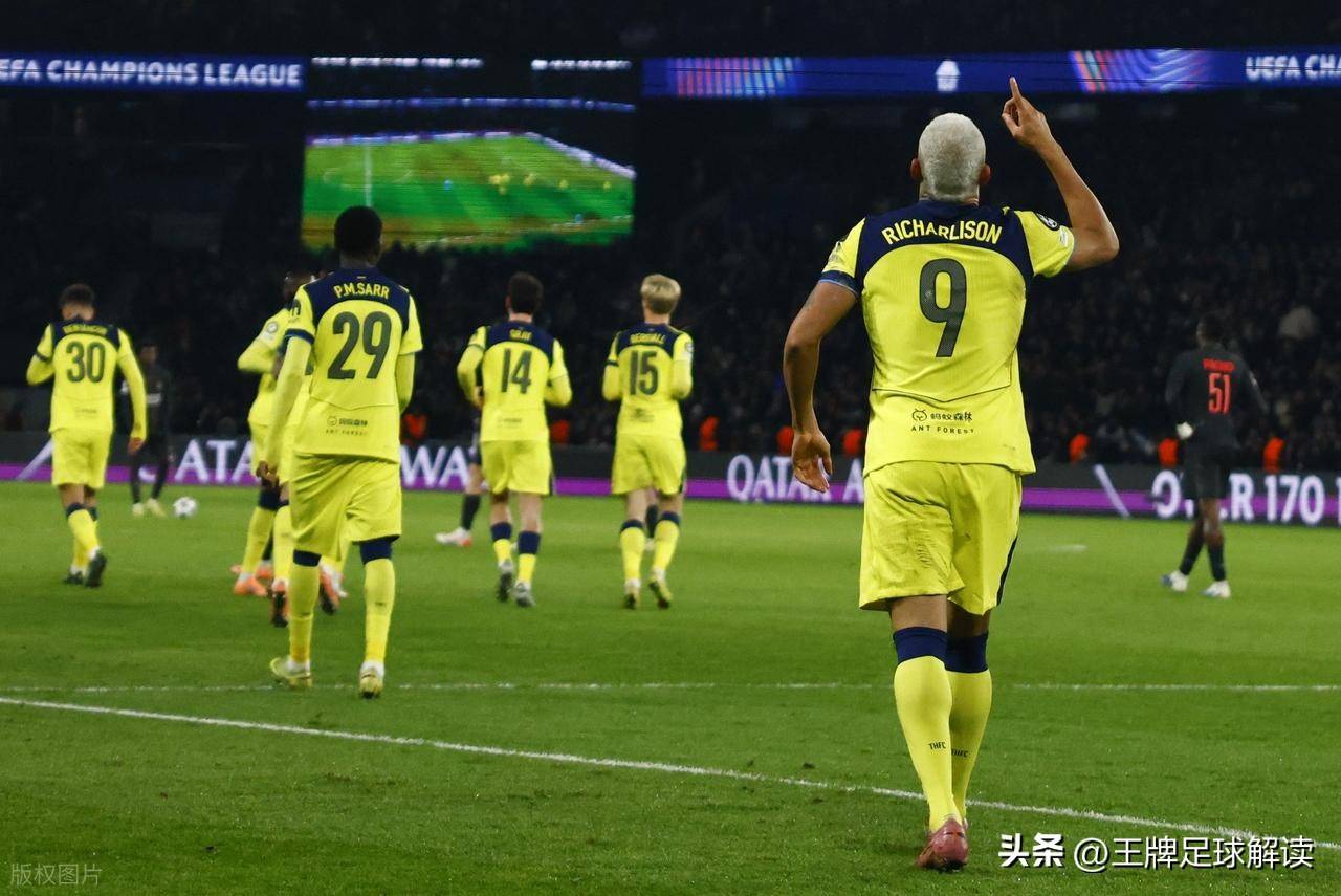 关键时刻旗米拉中文 关键时刻旗米拉中文