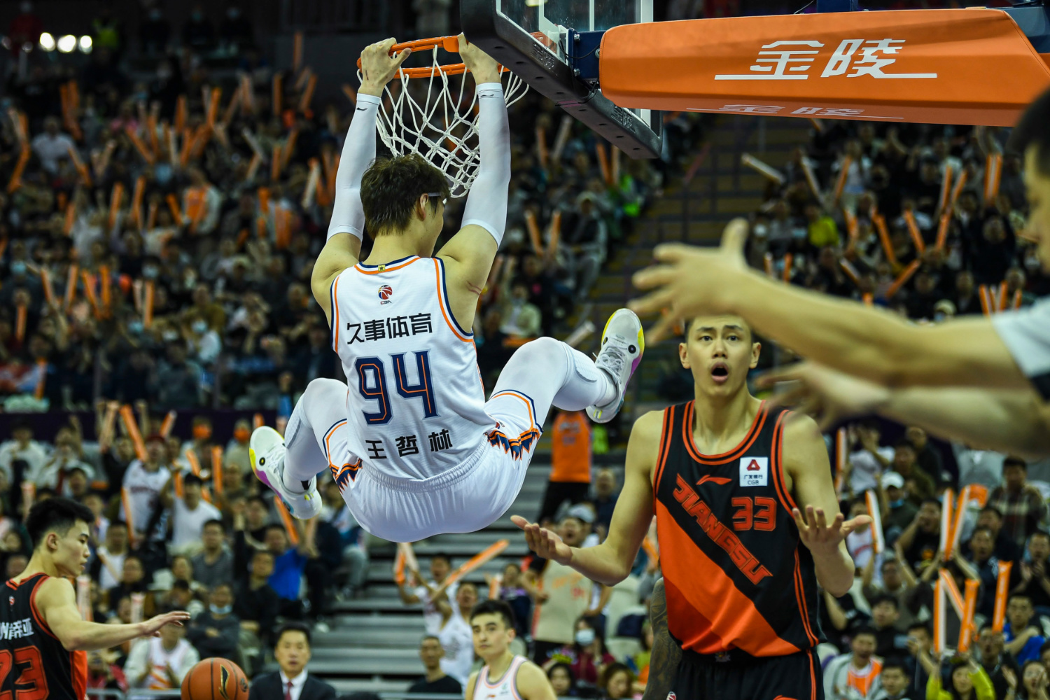 今晚皇家社会伤情更新：CBA常规赛节点到来；压力陡增；训练强度明显提升