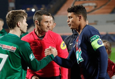 赛前西汉姆备战法国杯，防线松动细节曝光，气氛紧张，球队文化再被提及